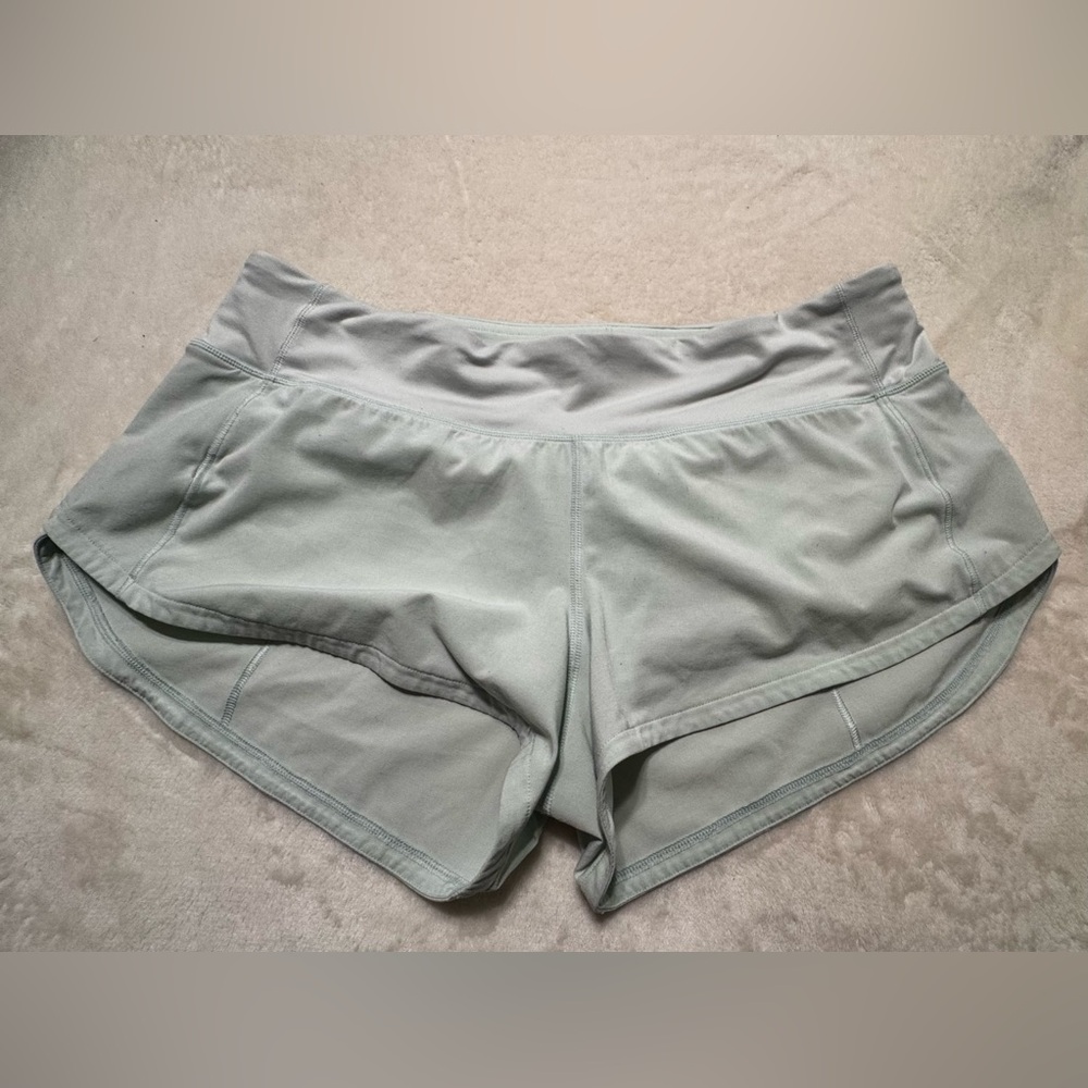Lululemon Speed Up Shorts size 6